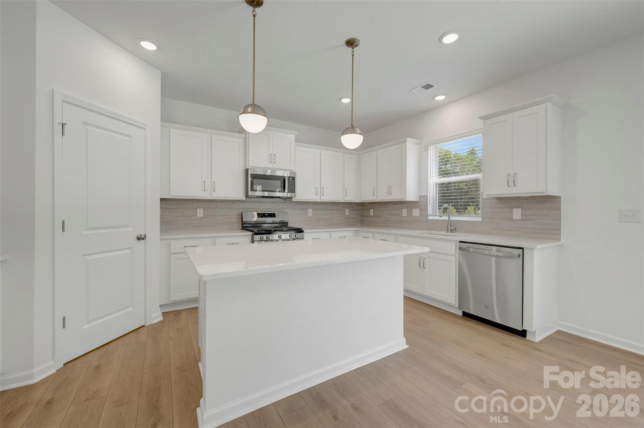 1735 Boulder Rdg Drive Gastonia, NC 28052 - Photo 7 of 32