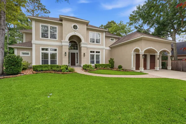 $1,749,000 | 30 Freestone Place, The Woodlands, TX 77382