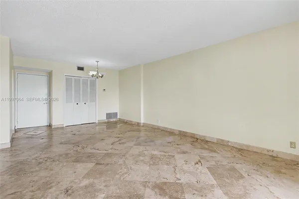 $169,000 | 4200 Hillcrest Drive, Unit 408, Hollywood, FL 33021
