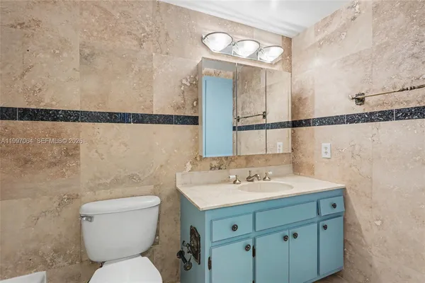 $169,000 | 4200 Hillcrest Drive, Unit 408, Hollywood, FL 33021