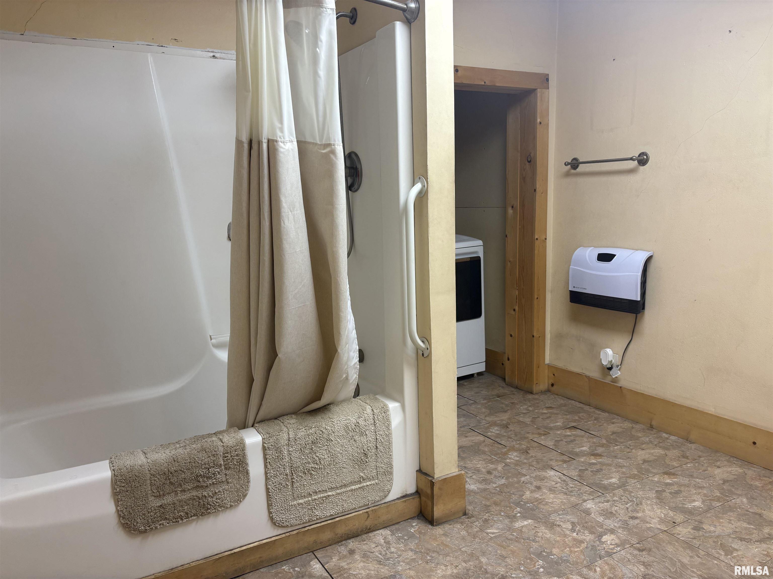 1005 8th Street Erie, IL 61250 - Photo 12 of 20