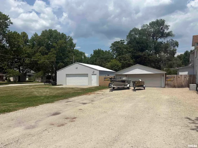 $115,000 | 1005 8th Street, Erie, IL 61250