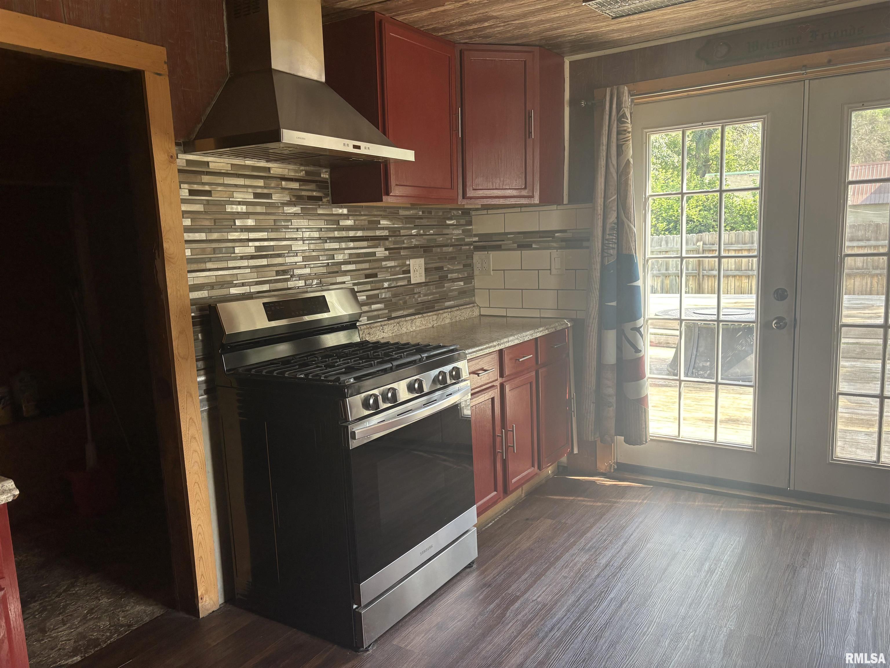 1005 8th Street Erie, IL 61250 - Photo 7 of 20