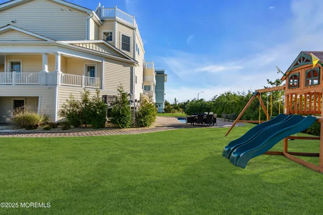 $3,399,000 | 2 Tradewinds Lane, Sea Bright, NJ 07760