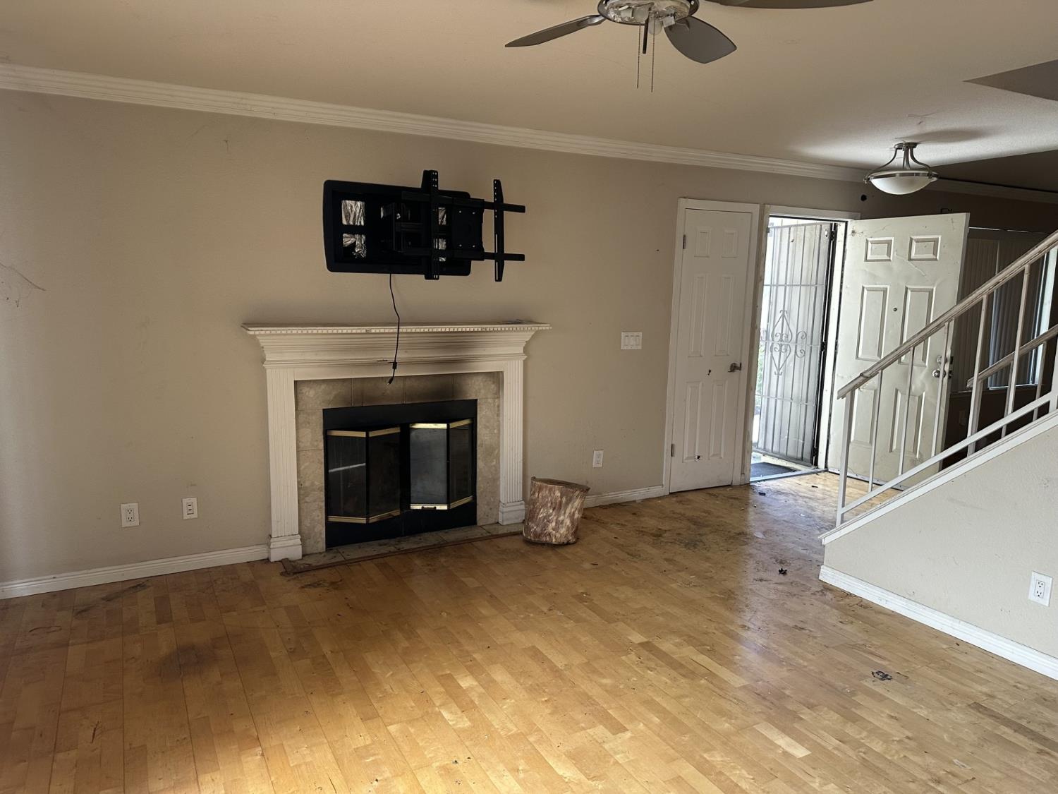 6762 Calvine Road Sacramento, CA 95823 - Photo 3 of 13