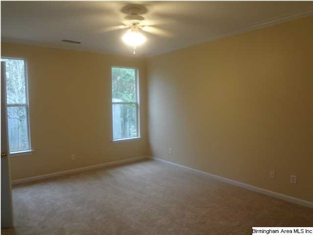 142 Gardenside Drive Alabaster, AL 35007 - Photo 18 of 32