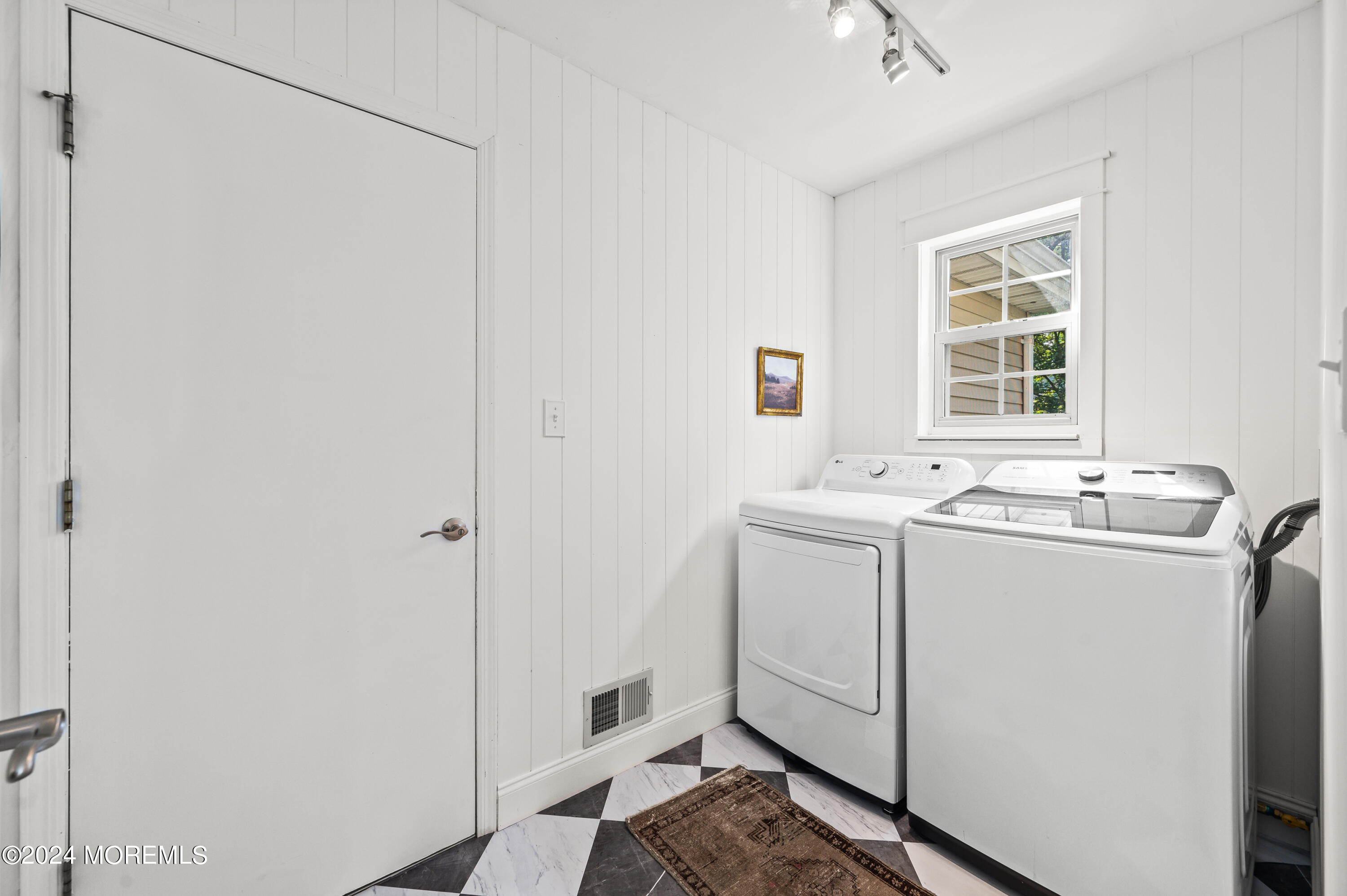 17 Mary Beth Lane Jackson, NJ 08527 - Photo 23 of 61 a utility room with dryer and washer