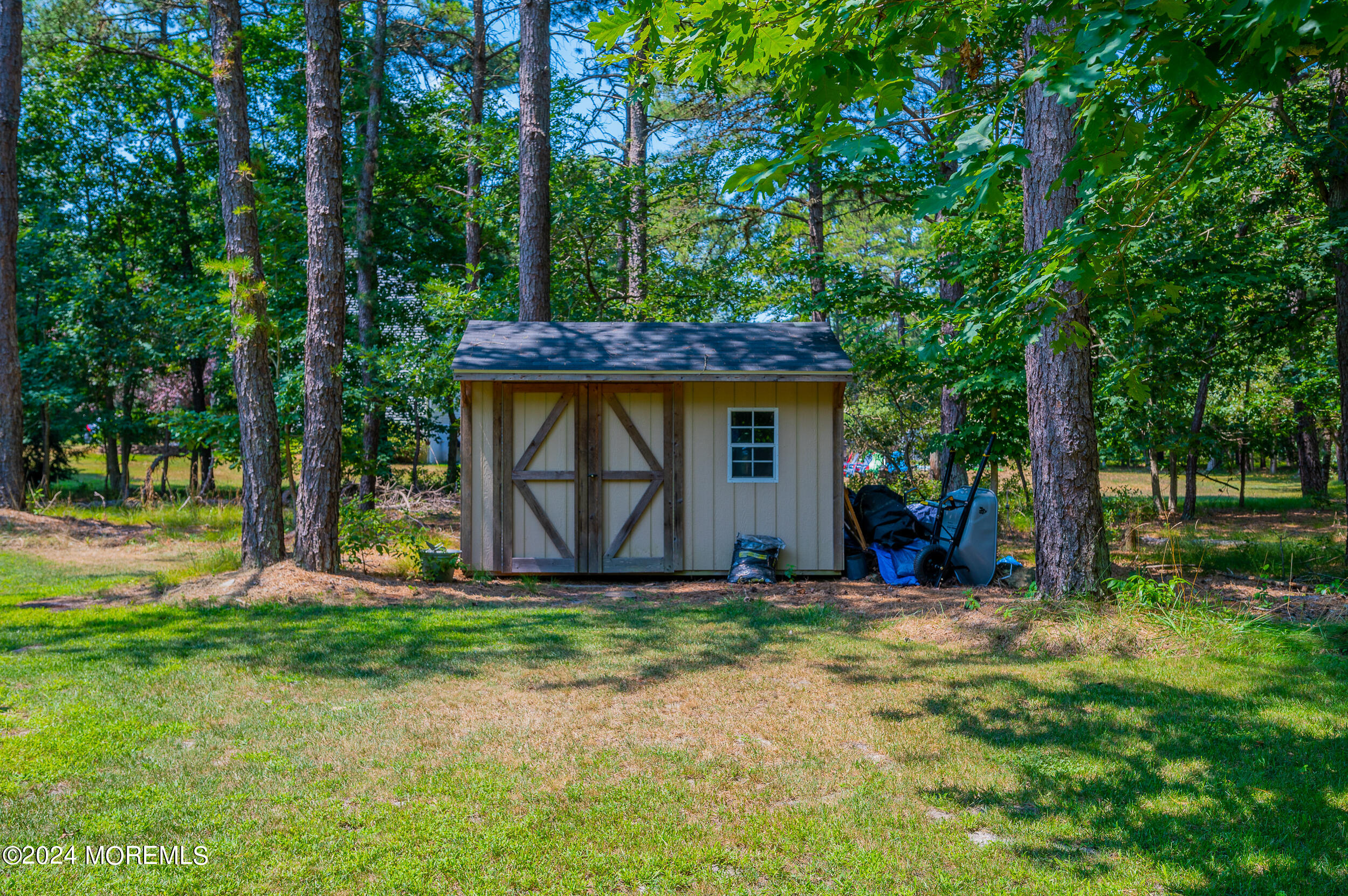 17 Mary Beth Lane Jackson, NJ 08527 - Photo 52 of 61 Back 10