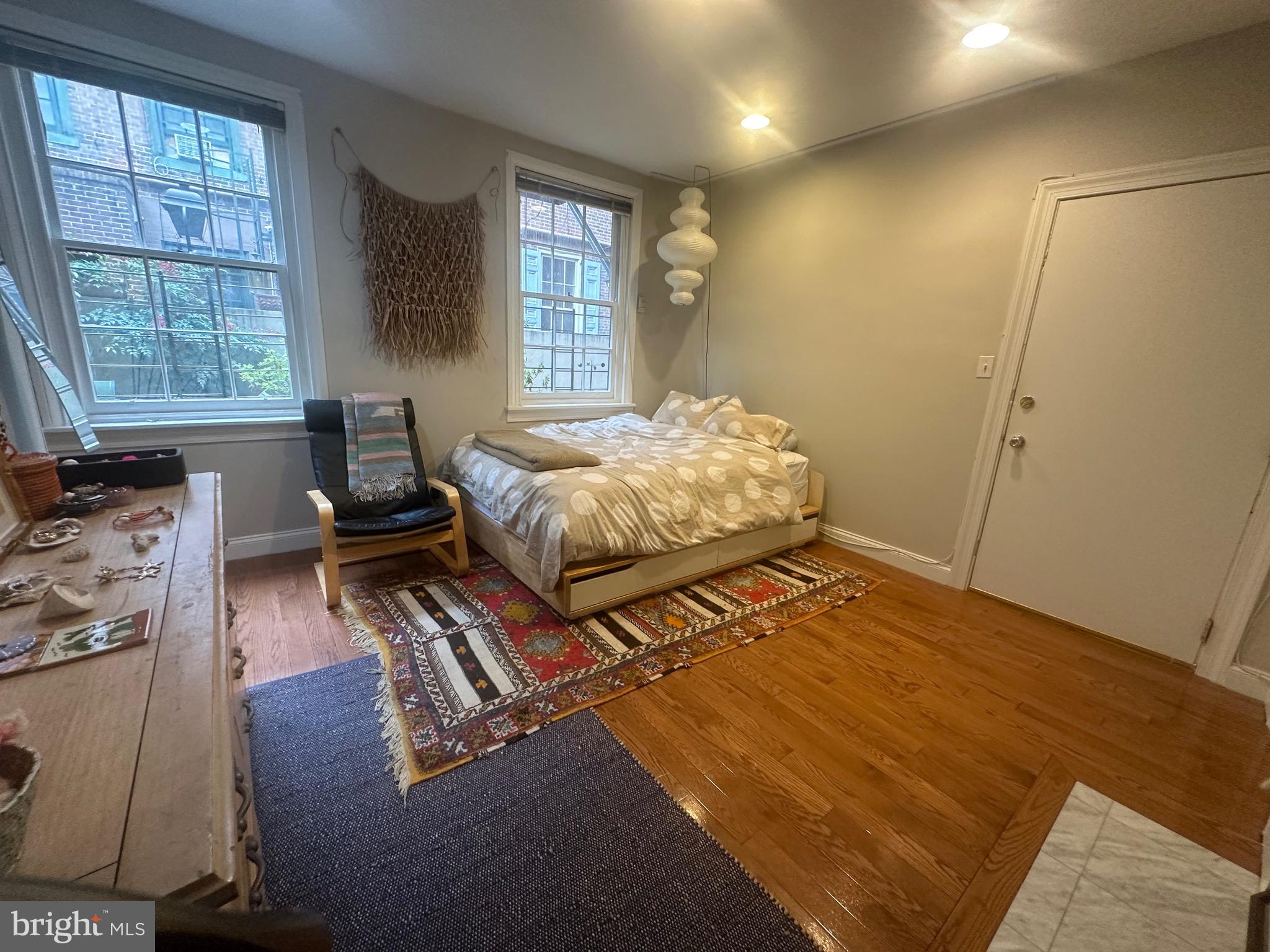 910 Clinton Street, Unit 1R Philadelphia, PA 19107 - Photo 6 of 14