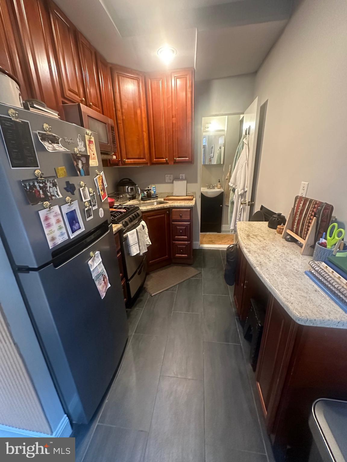 910 Clinton Street, Unit 1R Philadelphia, PA 19107 - Photo 9 of 14