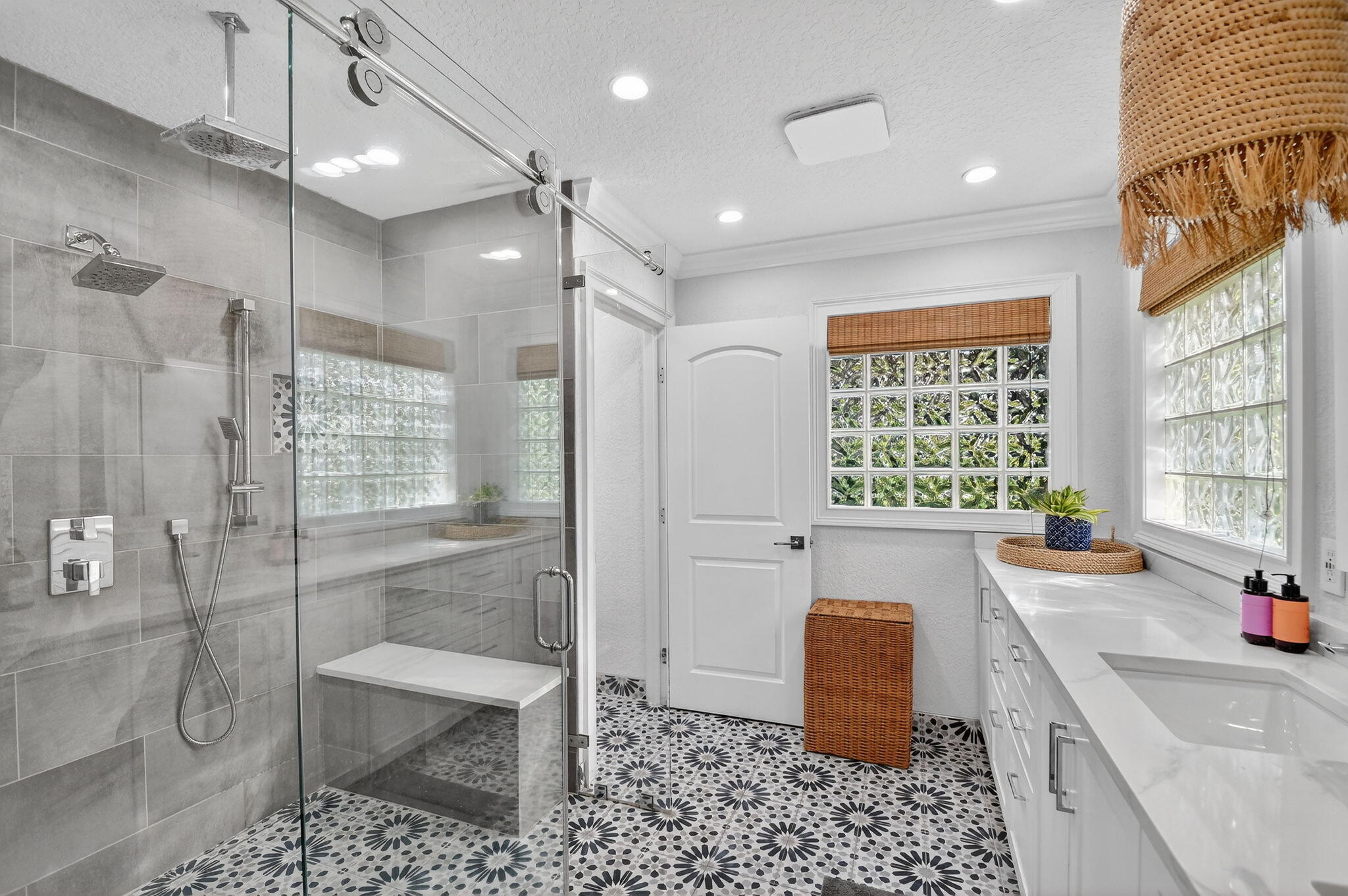 2769 Pointe Circle Greenacres, FL 33413 - Photo 25 of 48 a bathroom with a sink a toilet and shower