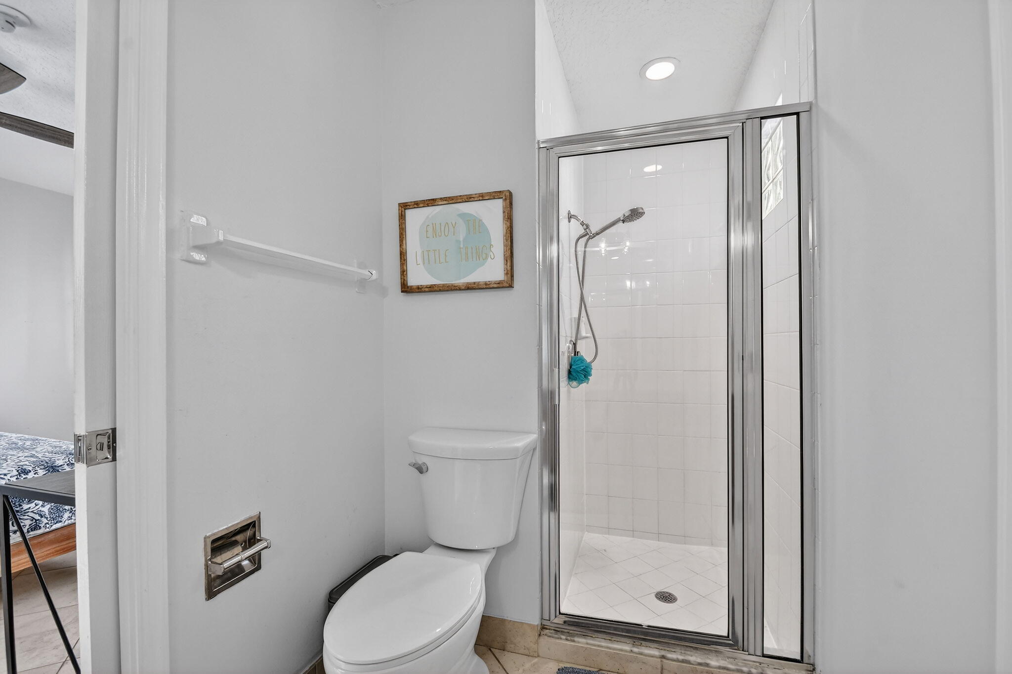 2769 Pointe Circle Greenacres, FL 33413 - Photo 30 of 48 a bathroom with a shower a toilet and a sink