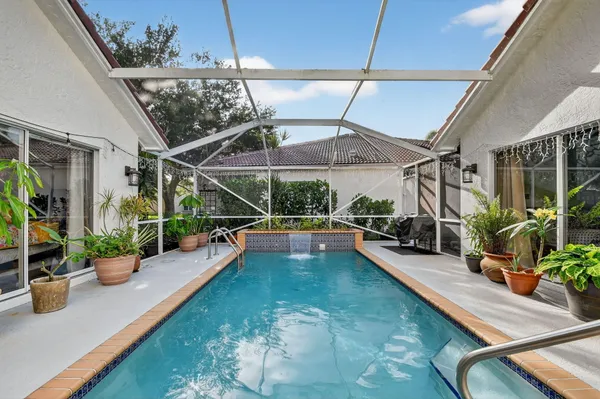 $3,500 | 2769 Pointe Circle, Greenacres, FL 33413