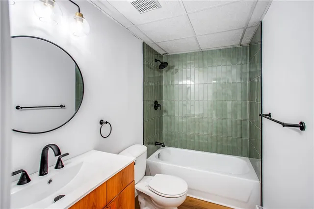 $455,000 | 65 Bedfordshire Drive, Henrietta, NY 14467