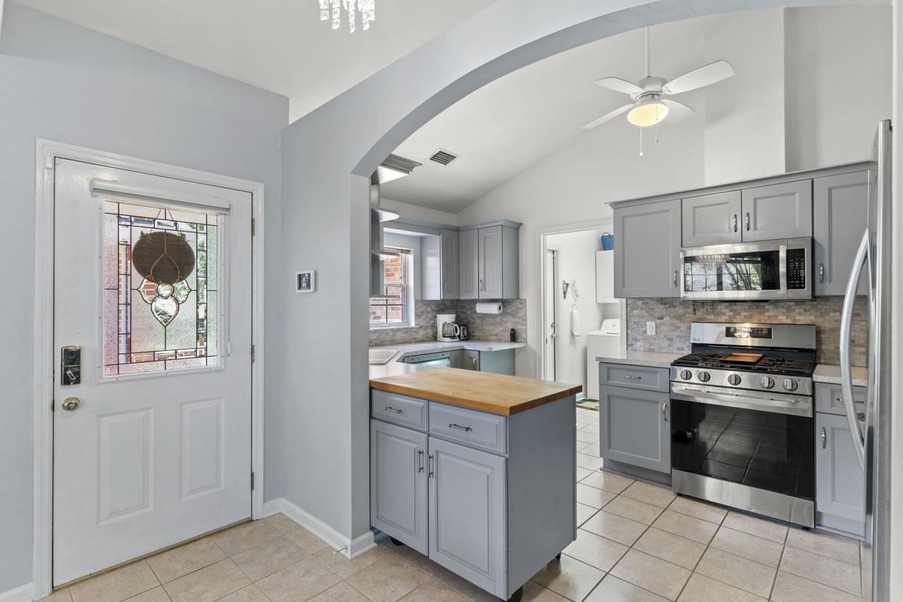 1858 Celtic Road Tallahassee, FL 32317 - Photo 7 of 31 Gallery Image 7