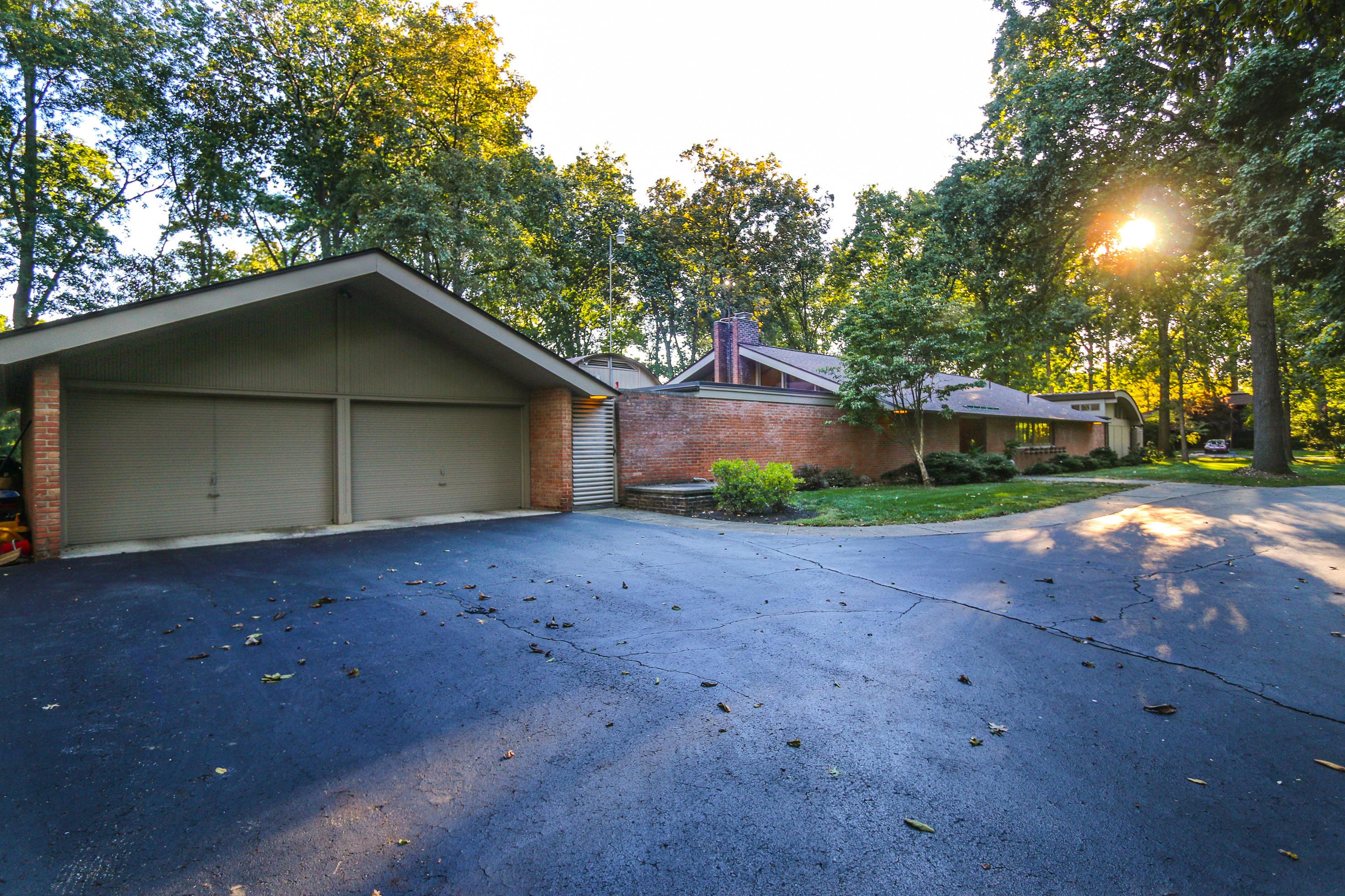 6673 Merwin Road Columbus, OH 43235 - Photo 4 of 105 Gallery Image 4