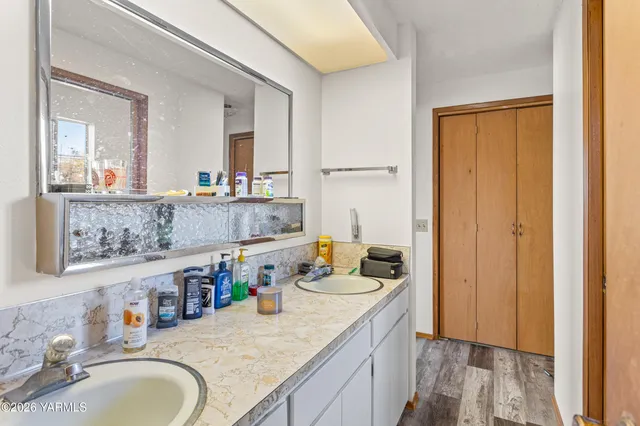 $649,900 | 423 Lancaster Road, Selah, WA 98942