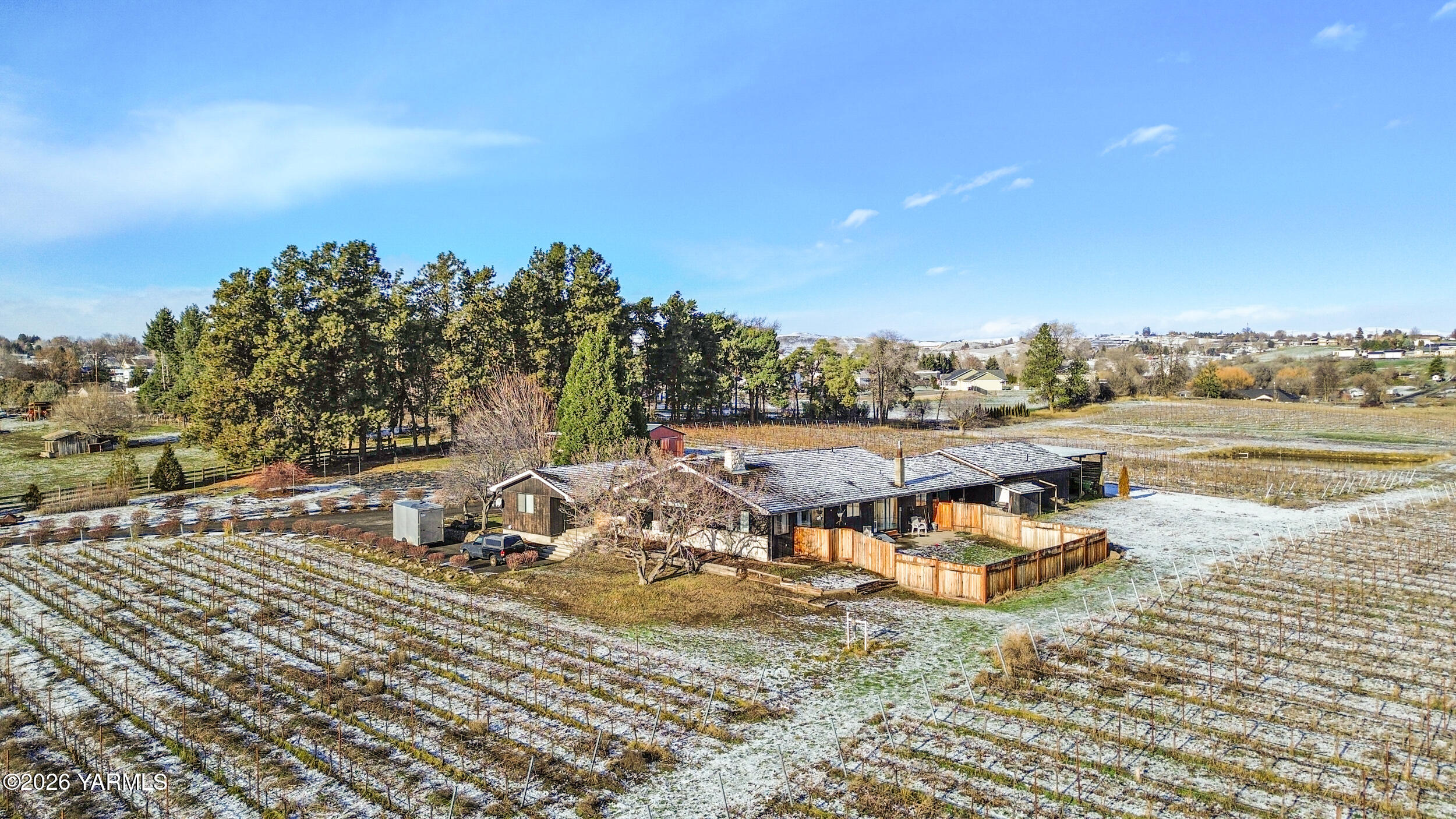 423 Lancaster Road Selah, WA 98942 - Photo 6 of 52 423Lancaster_Main_14