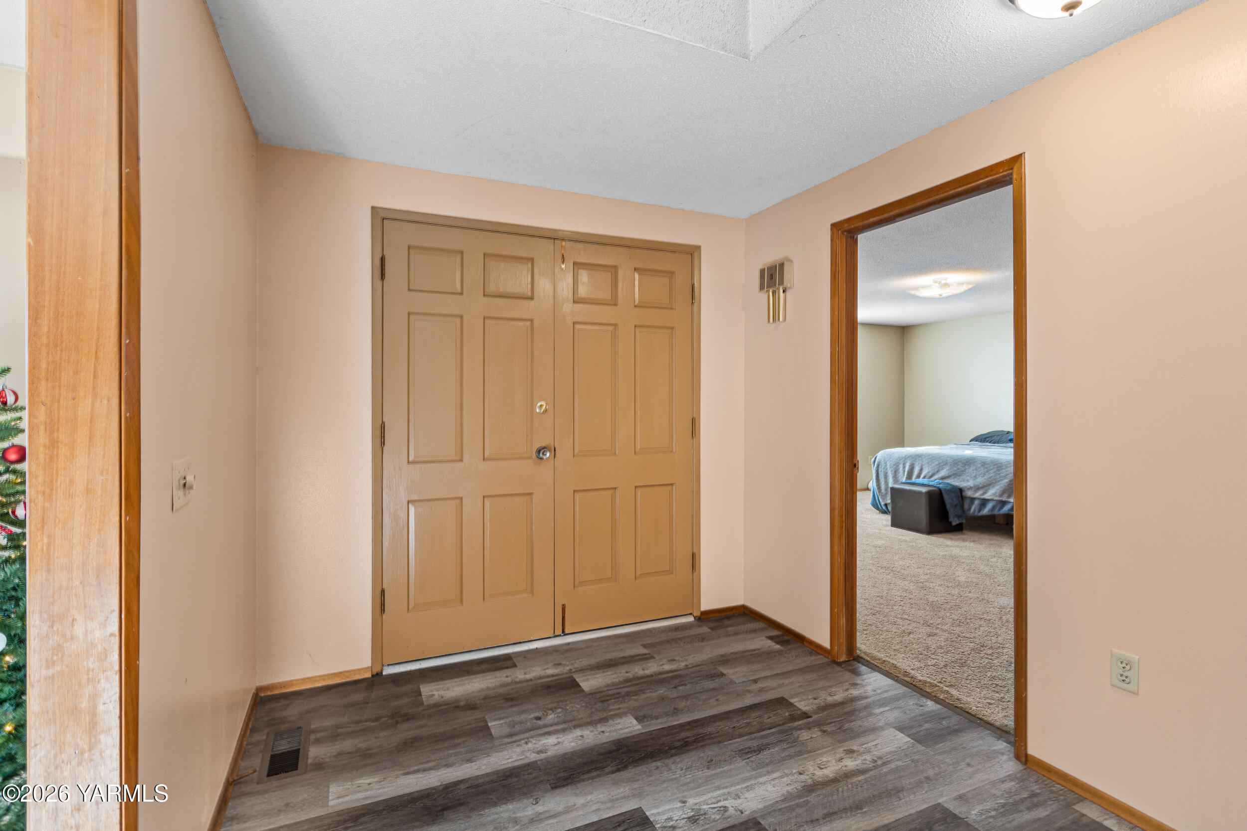 423 Lancaster Road Selah, WA 98942 - Photo 8 of 52 423Lancaster_Main_15