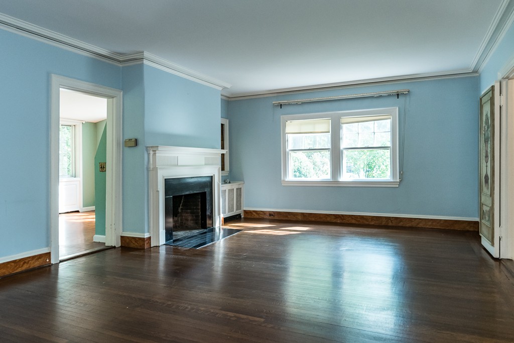 62 Circuit Road Brookline, MA 02467 - Photo 8 of 21