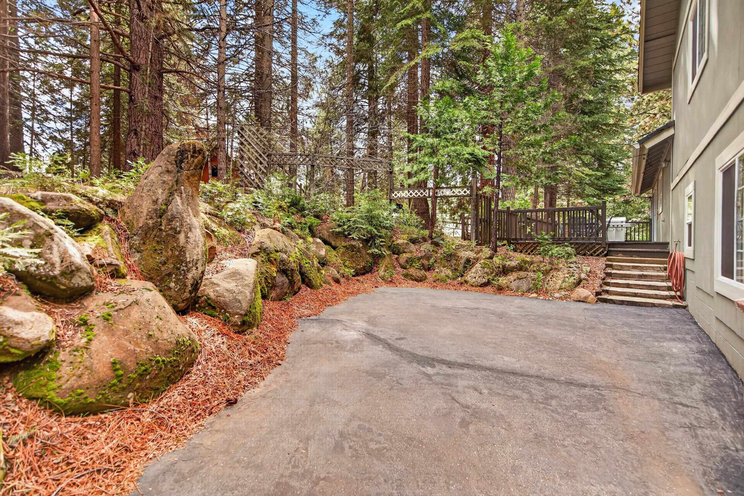 1220 Lynx Road Lake Almanor, CA 96137 - Photo 39 of 45 a view of outdoor space and yard
