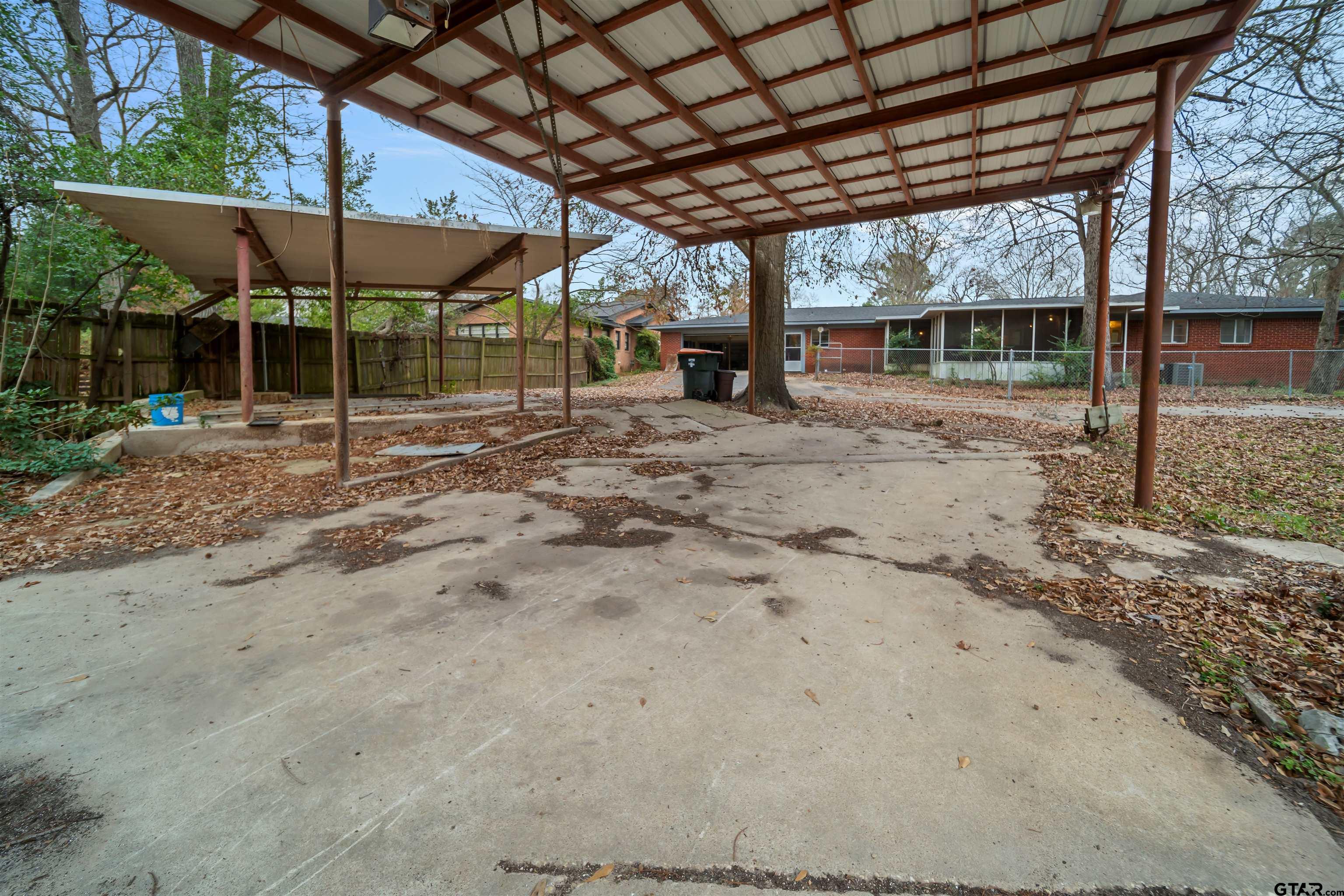 2521 Pounds Tyler, TX 75701 - Photo 35 of 40 a view of a backyard