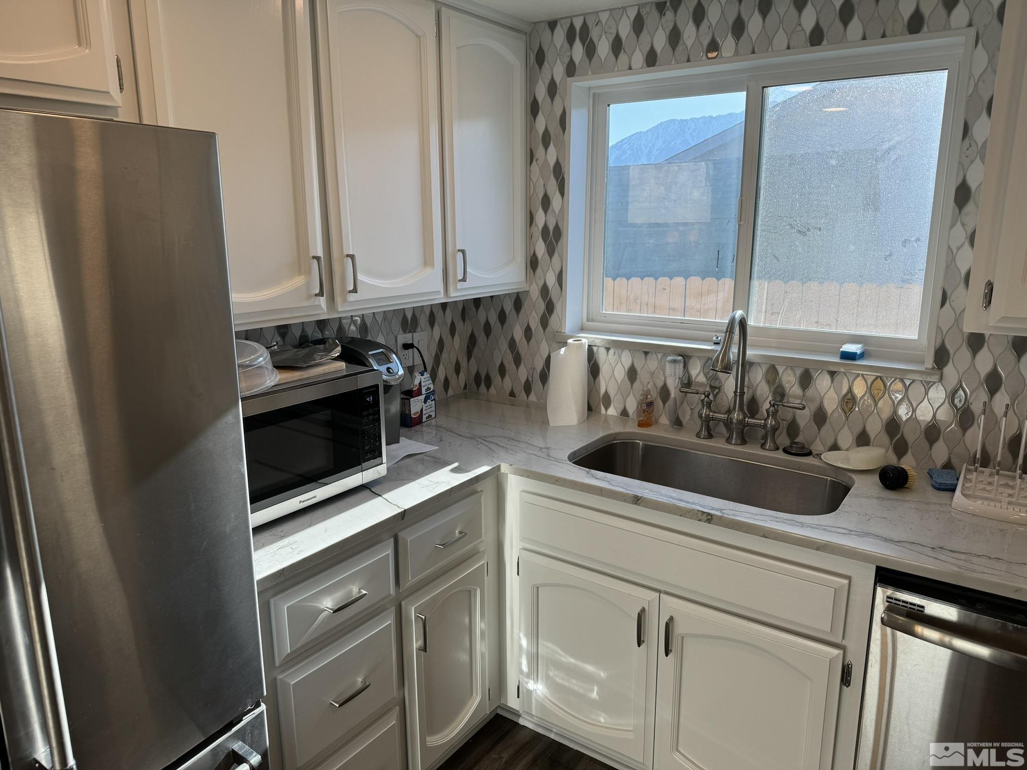 1371 Leonard Road Gardnerville, NV 89460 - Photo 8 of 25 Photo 8