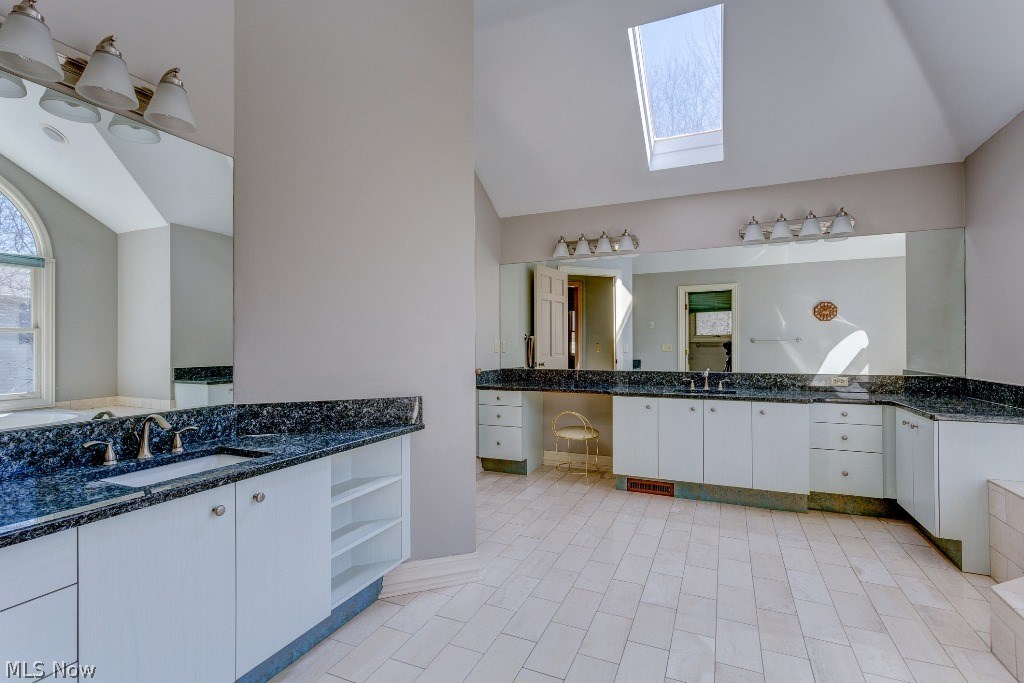 5571 High Point Road Solon, OH 44139 - Photo 19 of 34 The master bath has a skylight for natural lighting