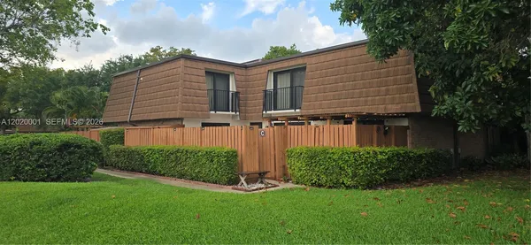 $455,000 | 9111 C Southwest 20th Street, Davie, FL 33324