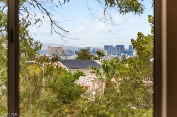 $535,000 | 855 Binbrook Drive, Henderson, NV 89052