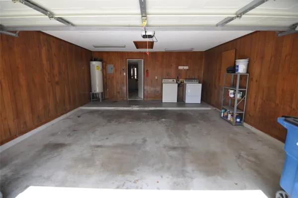 $1,750 | 7205 Waldon Drive, Unit L204, Austin, TX 78750