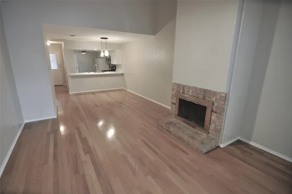 $1,750 | 7205 Waldon Drive, Unit L204, Austin, TX 78750