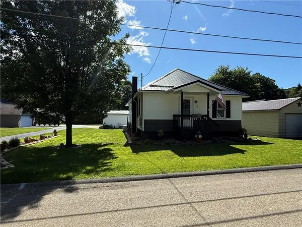 $175,000 | 126 Hwy Barn Road, Punxsutawney, PA 15767
