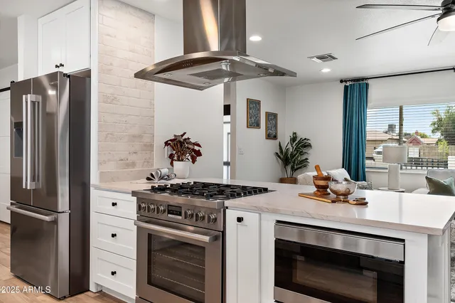 $891,500 | 1810 East Auburn Drive, Tempe, AZ 85283