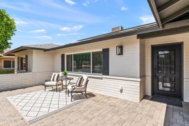 $891,500 | 1810 East Auburn Drive, Tempe, AZ 85283