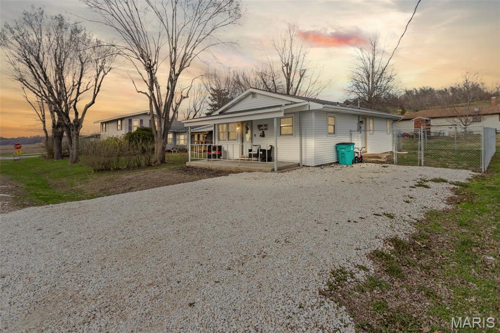 608 Brant Street Pleasant Hill, IL 62366 - Photo 1 of 48