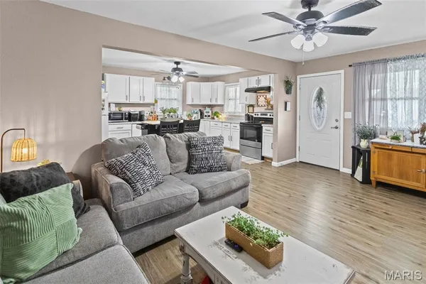 $89,500 | 608 Brant Street, Pleasant Hill, IL 62366