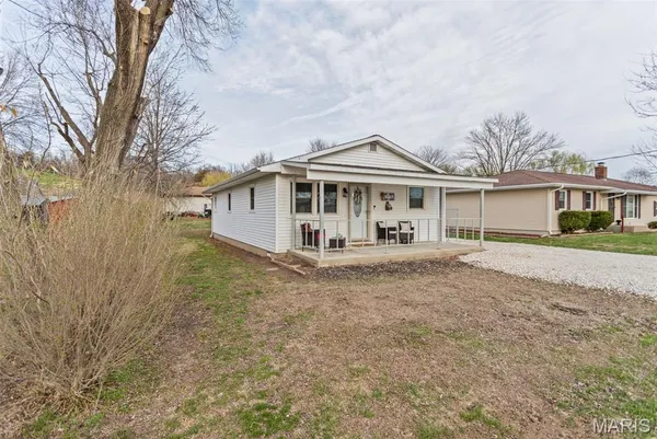 $89,500 | 608 Brant Street, Pleasant Hill, IL 62366