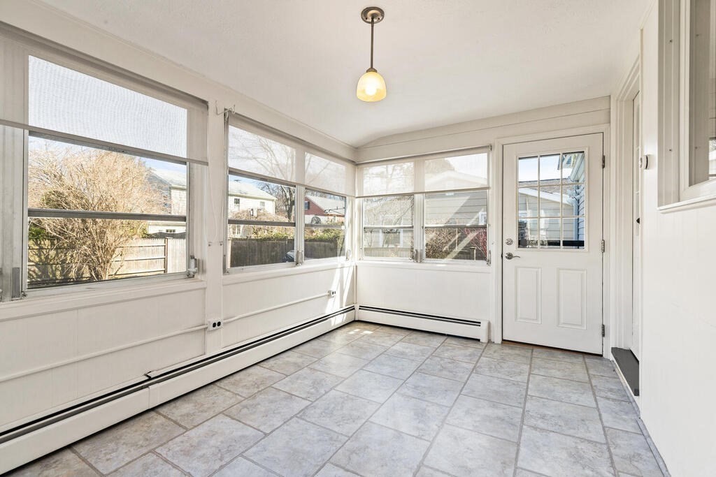 17 Canterbury Road Marblehead, MA 01945 - Photo 23 of 32 Gallery Image 23