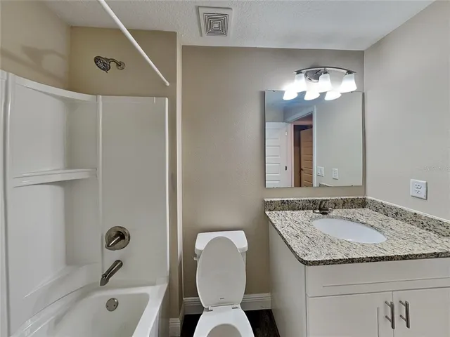 $1,625 | 904 West Rum Place, Dunnellon, FL 34434