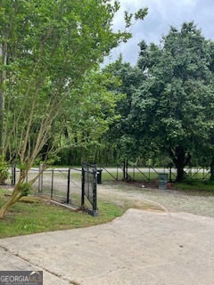 376 Paoli Road Carlton, GA 30627 - Photo 4 of 51 a view of park with bench and trees