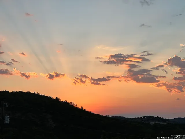 $849,900 | 42 Tower Road, Boerne, TX 78006