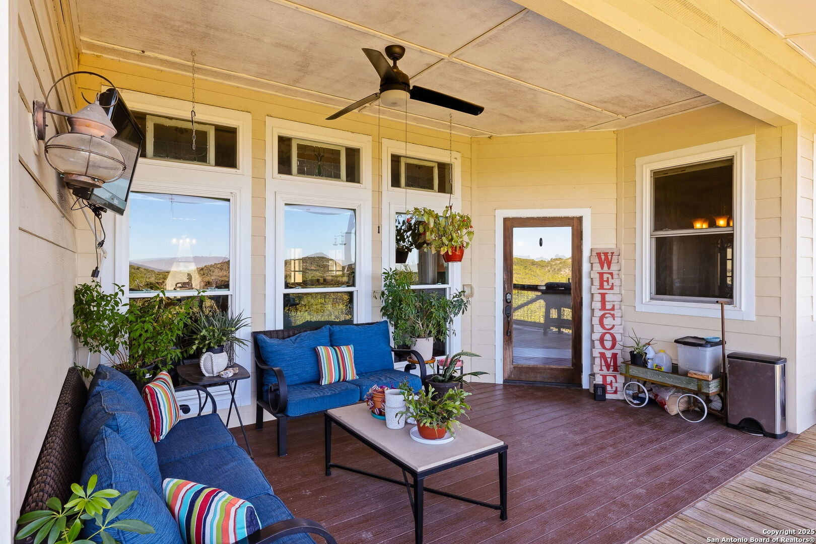 42 Tower Road Boerne, TX 78006 - Photo 6 of 50 a living room with furniture and wooden floor