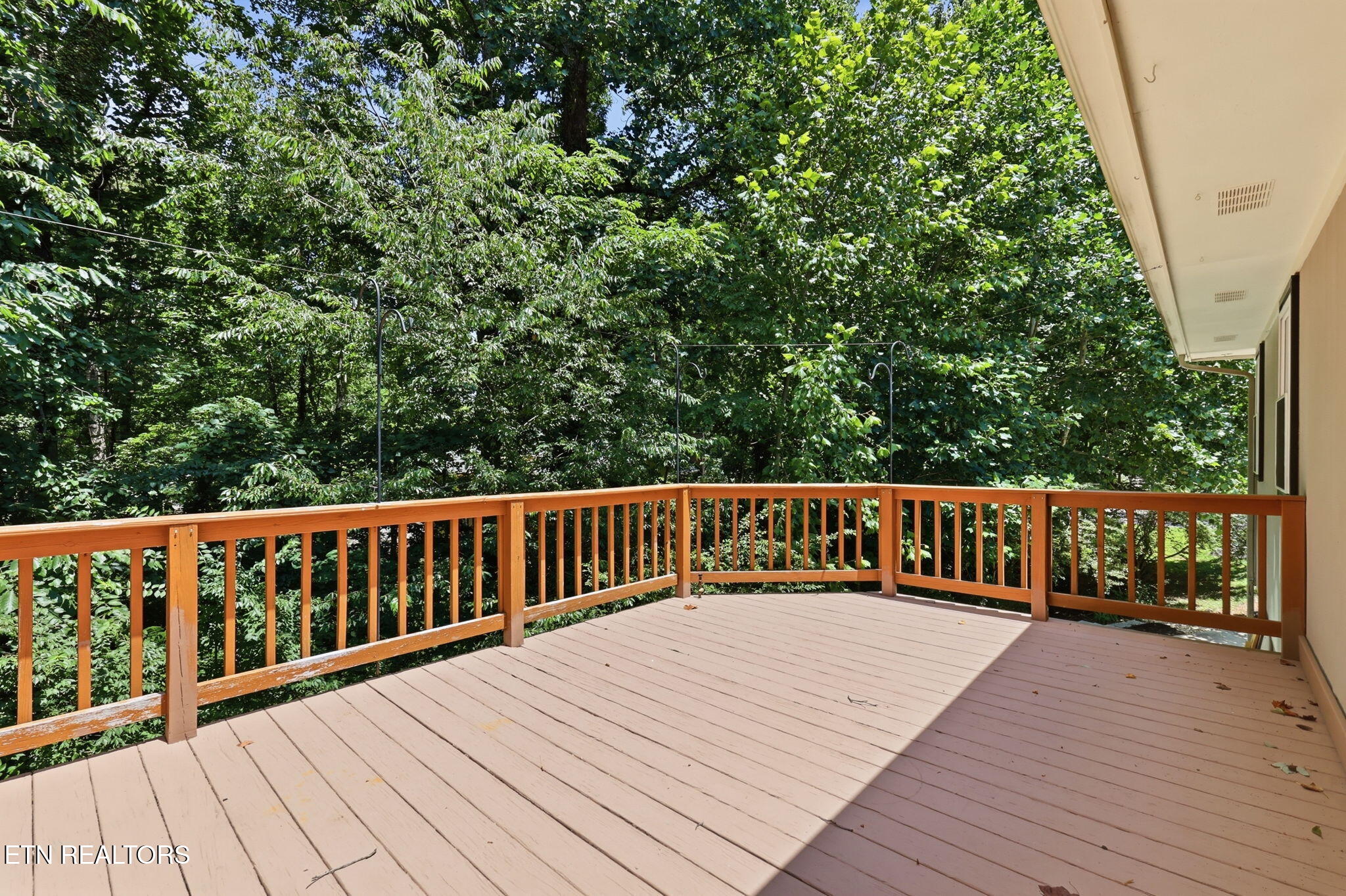 211 Connors Circle Oak Ridge, TN 37830 - Photo 32 of 56 33-web-or-mls-3F1A8795