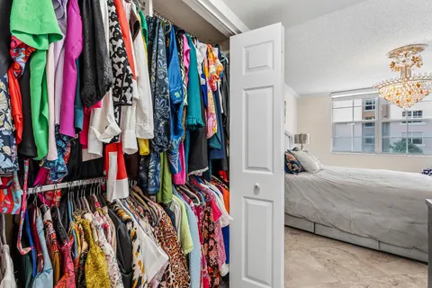 $495,000 | 1801 North Flagler Drive, Unit 235, West Palm Beach, FL 33407