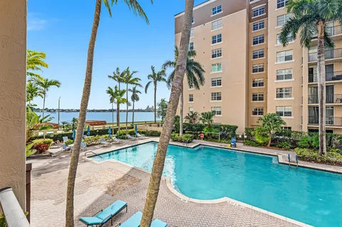 $495,000 | 1801 North Flagler Drive, Unit 235, West Palm Beach, FL 33407