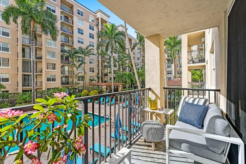 $495,000 | 1801 North Flagler Drive, Unit 235, West Palm Beach, FL 33407