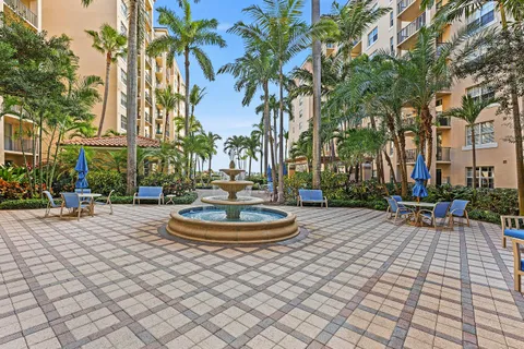 $495,000 | 1801 North Flagler Drive, Unit 235, West Palm Beach, FL 33407
