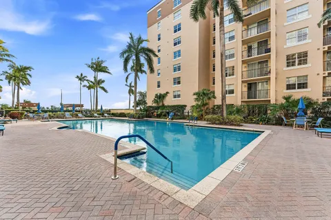 $495,000 | 1801 North Flagler Drive, Unit 235, West Palm Beach, FL 33407