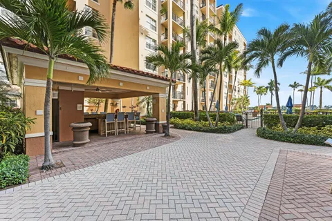 $495,000 | 1801 North Flagler Drive, Unit 235, West Palm Beach, FL 33407